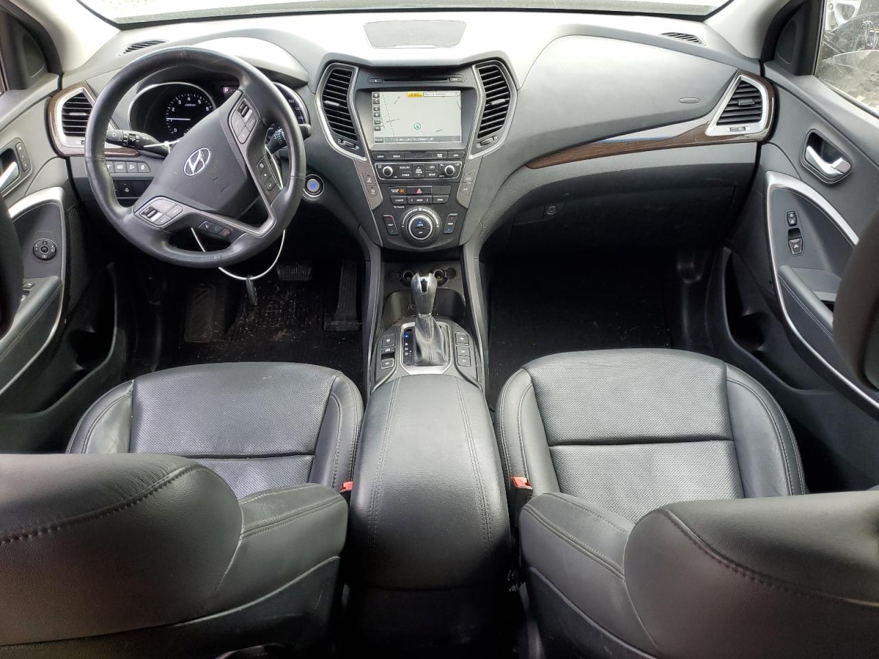 2017 Hyundai Santa Fe - Image 8
