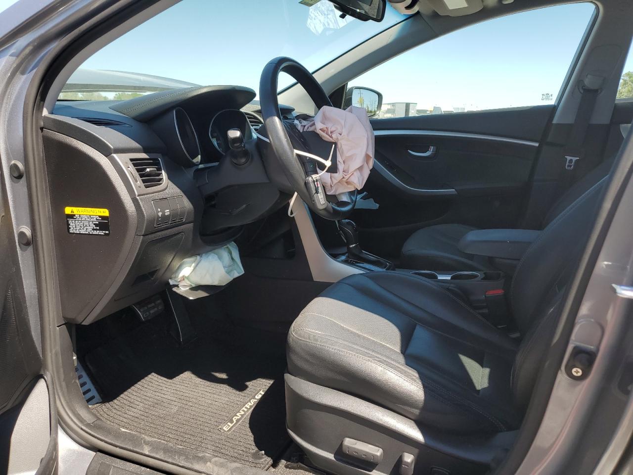 2015 Hyundai Elantra - Image 7