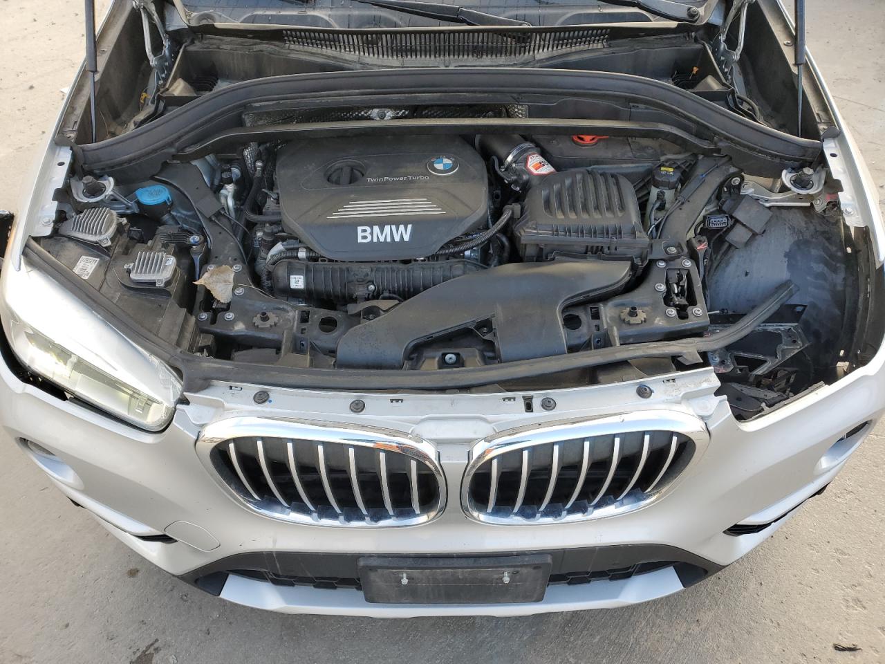 2016 BMW X1 - Image 12