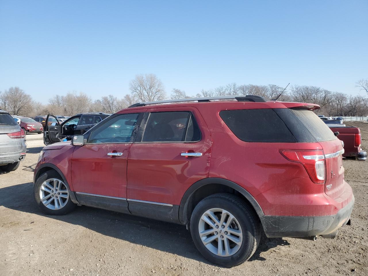 2012 Ford Explorer - Image 2