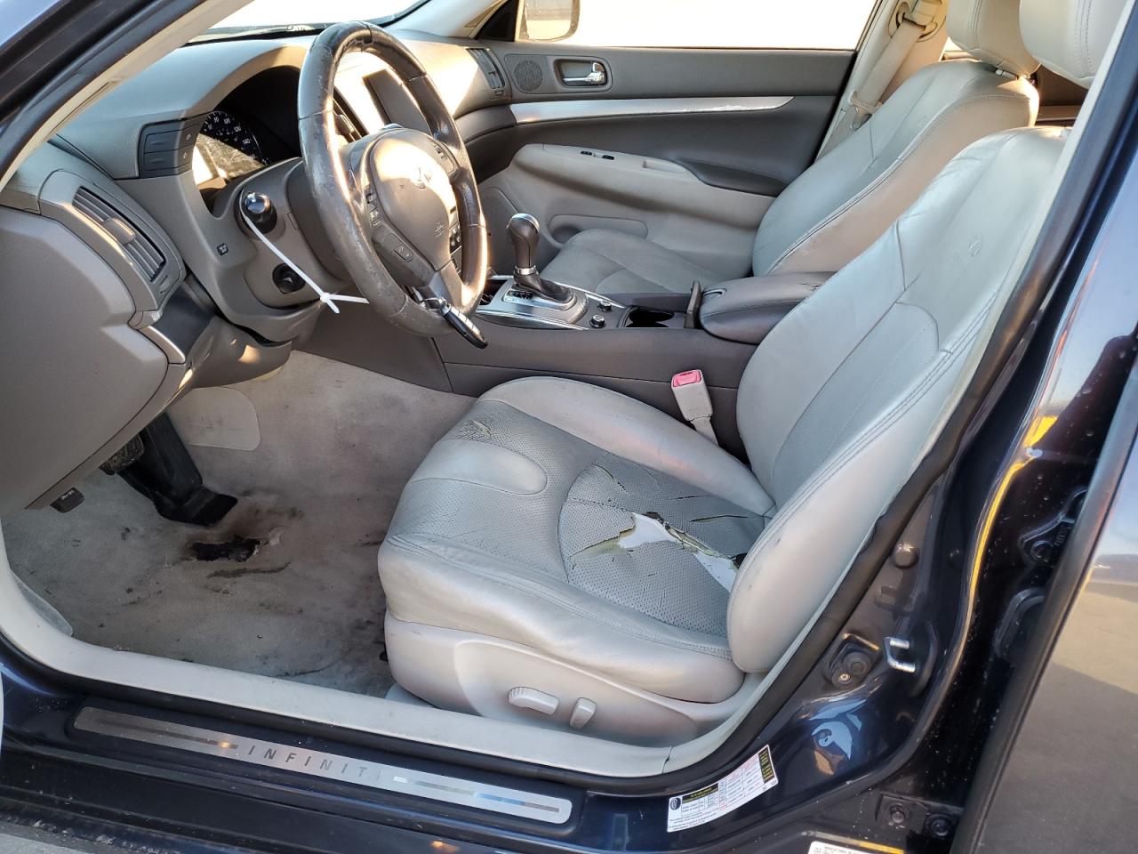 2010 Infiniti G - Image 7