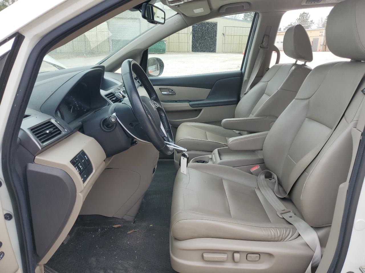 2014 Honda Odyssey - Image 7