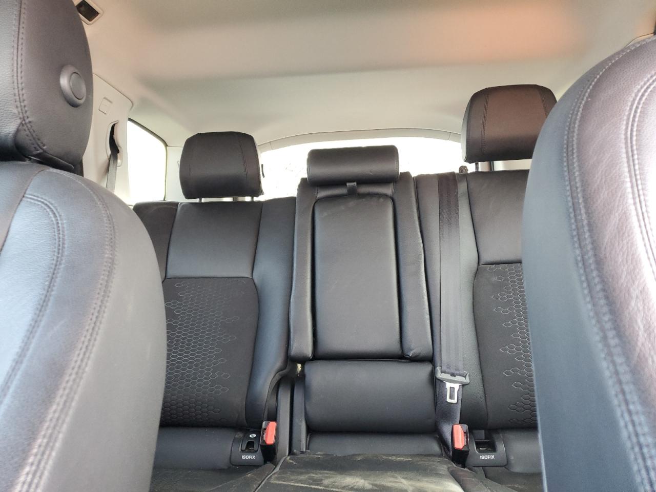 2017 Land Rover Discovery - Image 10
