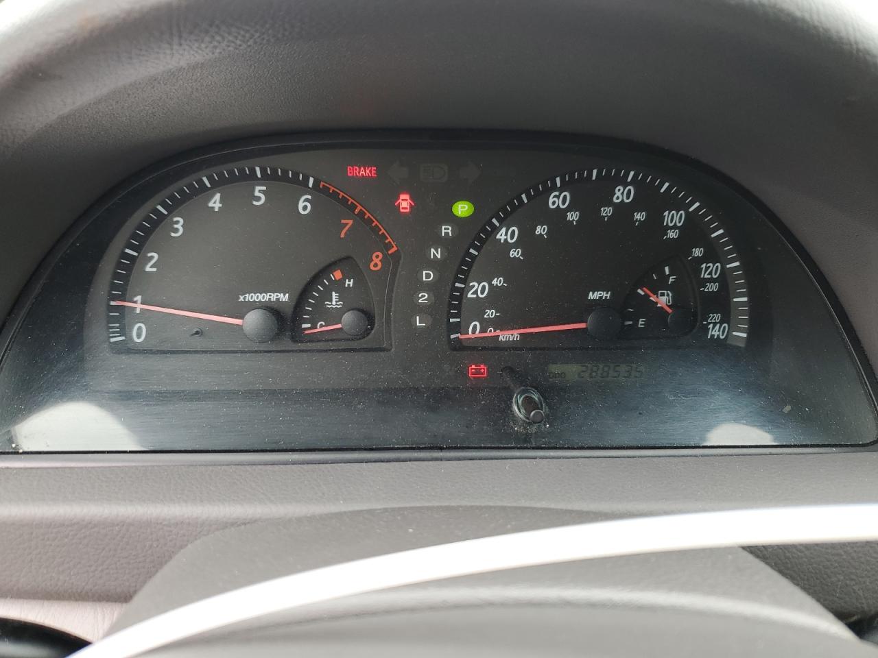 2004 Toyota Camry - Image 9