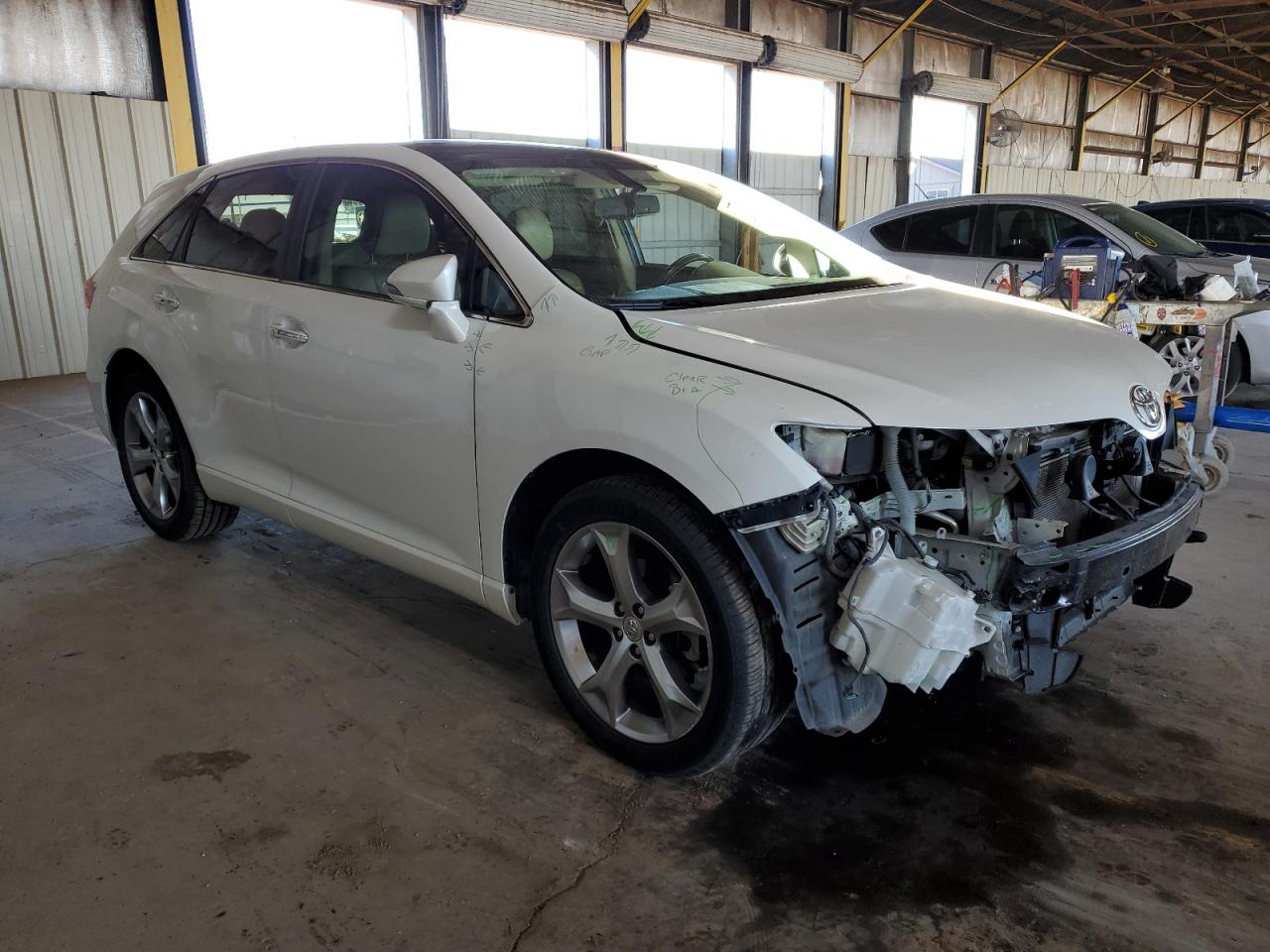 2014 Toyota Venza - Image 4