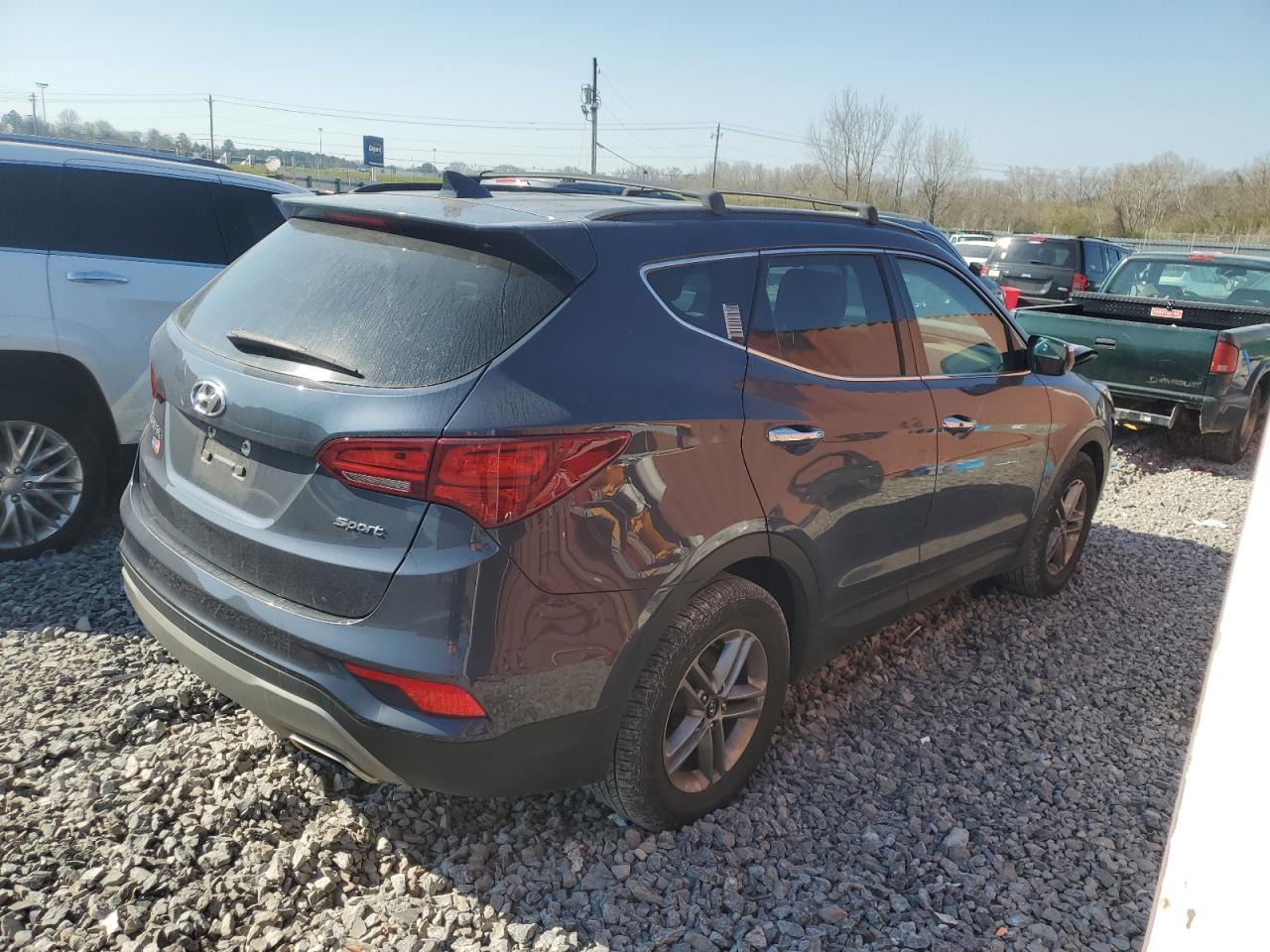 2017 Hyundai Santa Fe - Image 3