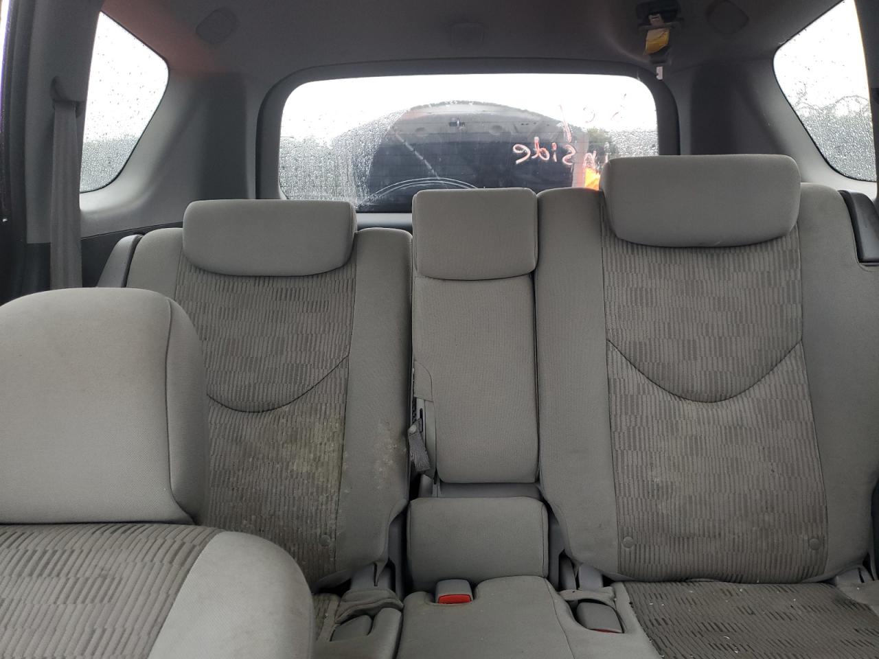 2011 Toyota RAV 4 - Image 10