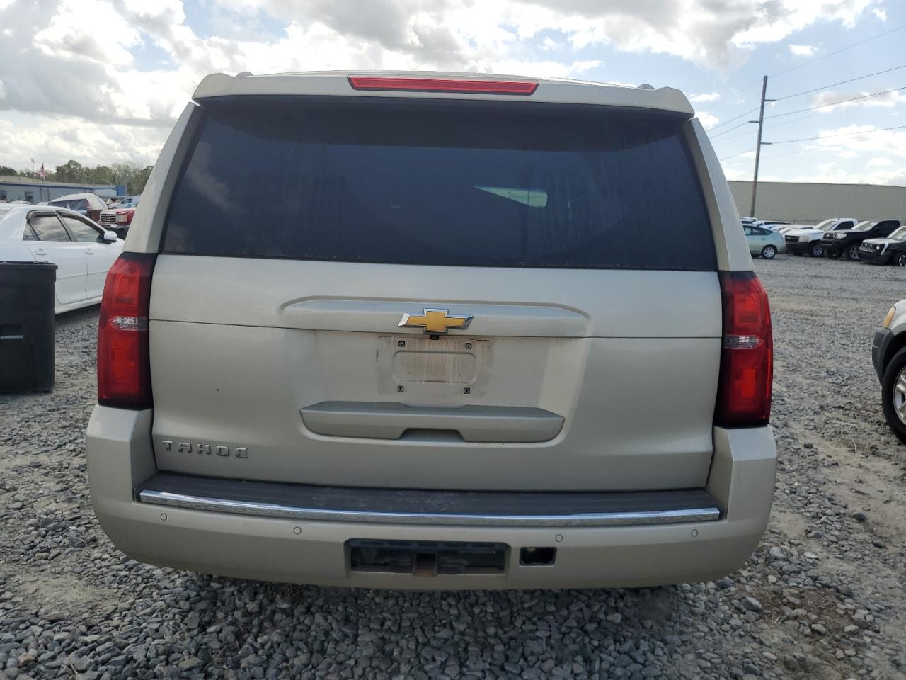 2016 Chevrolet Tahoe - Image 6