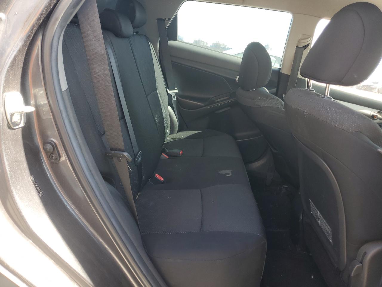 2010 Toyota Corolla - Image 11