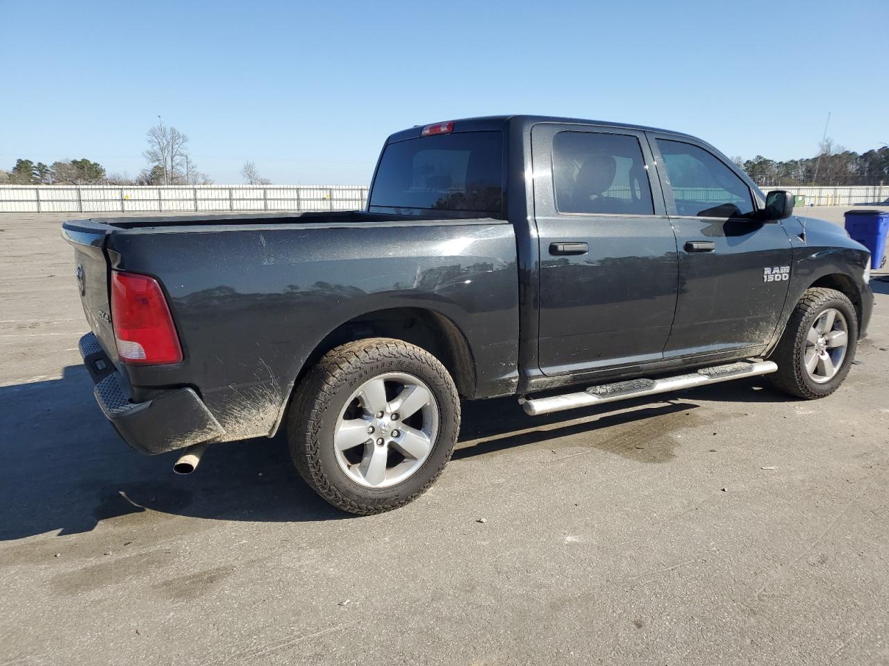 2017 RAM 1500 - Image 3