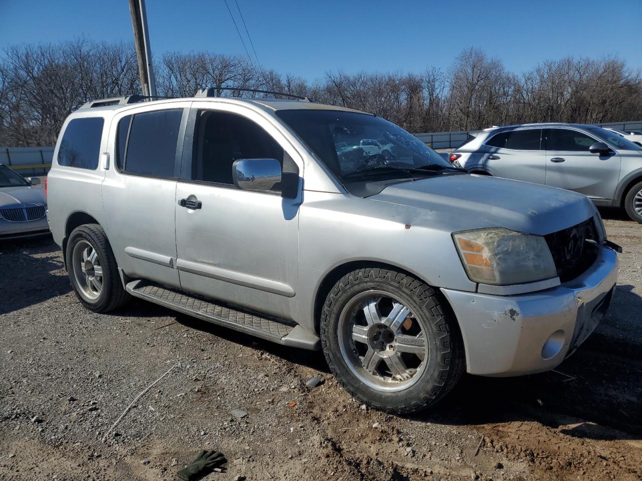 2004 Nissan Armada - Image 4
