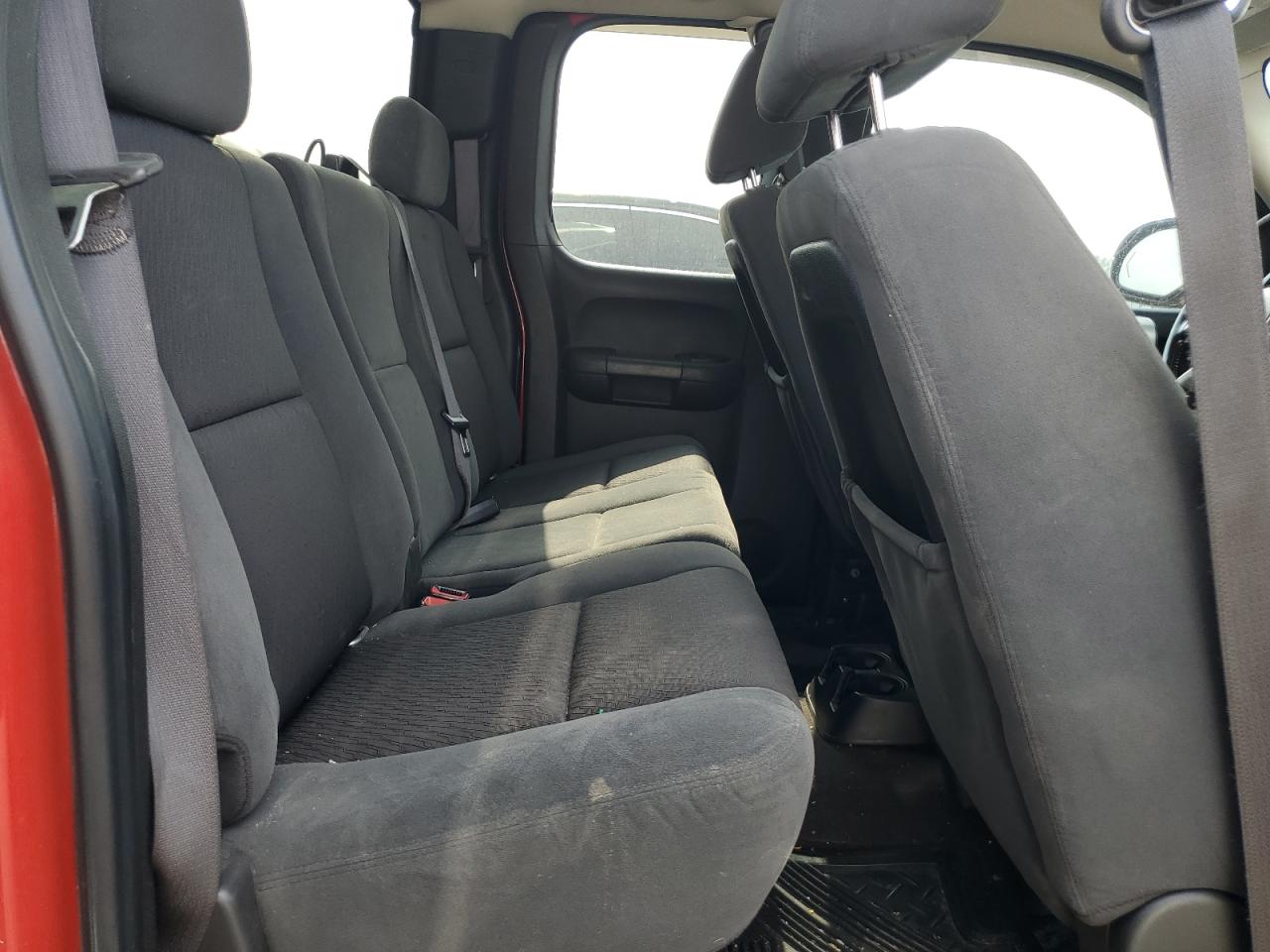 2009 Chevrolet Silverado - Image 10
