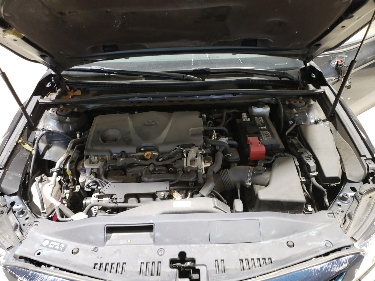 2018 Toyota Camry - Image 13