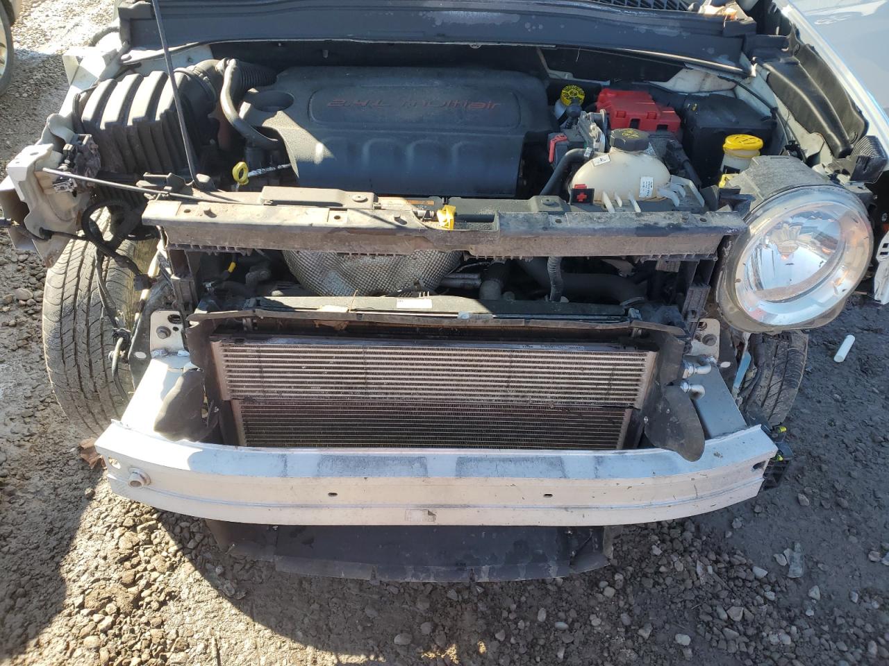 2018 Jeep Renegade - Image 12