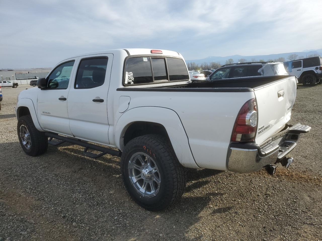 2013 Toyota Tacoma - Image 2