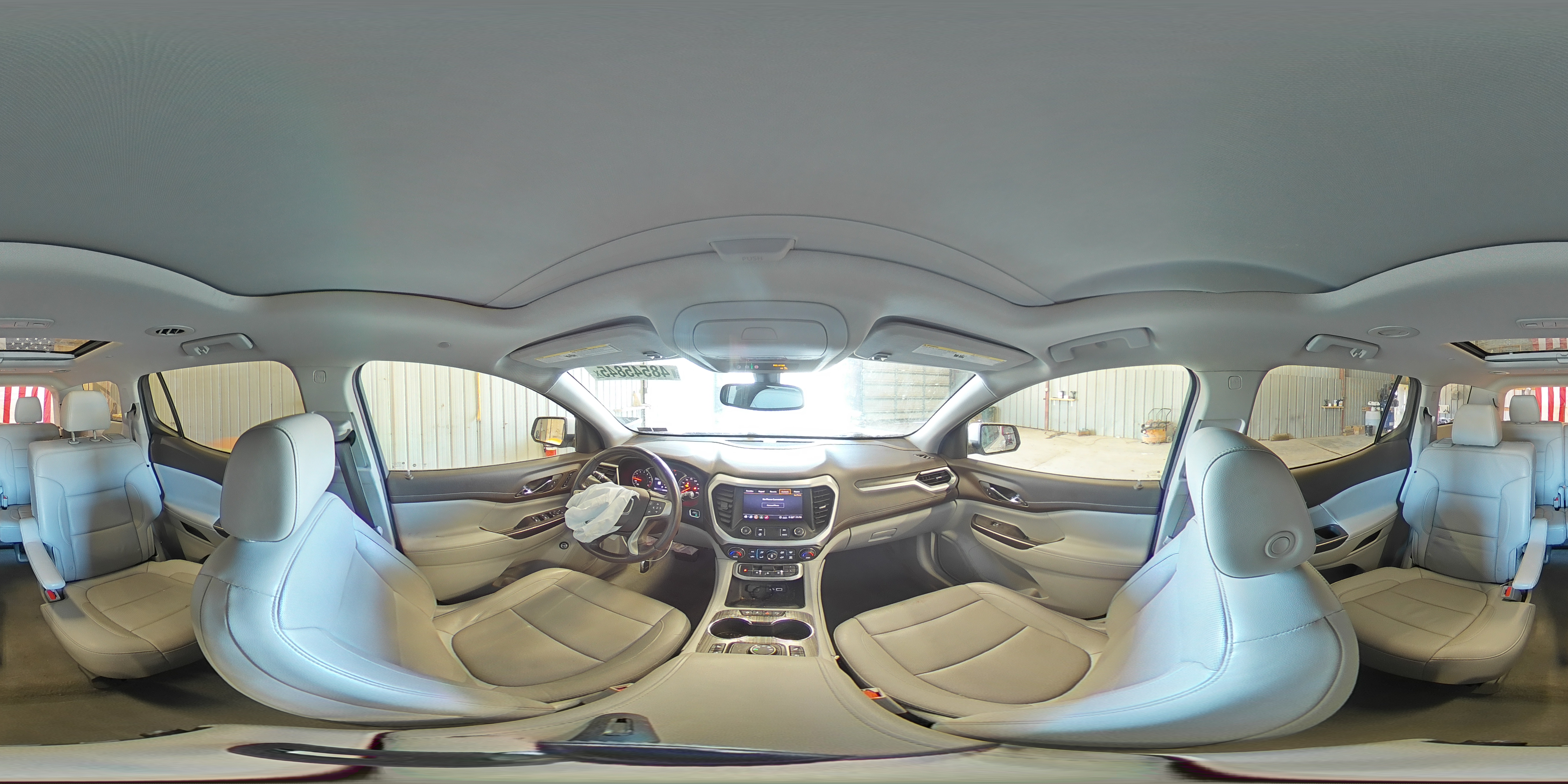2020 GMC Acadia - Image 13
