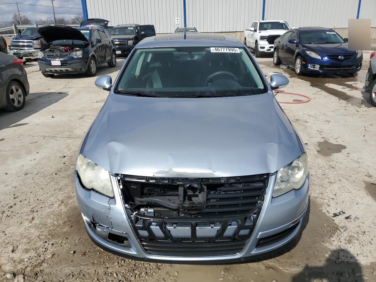 2006 Volkswagen Passat - Image 5