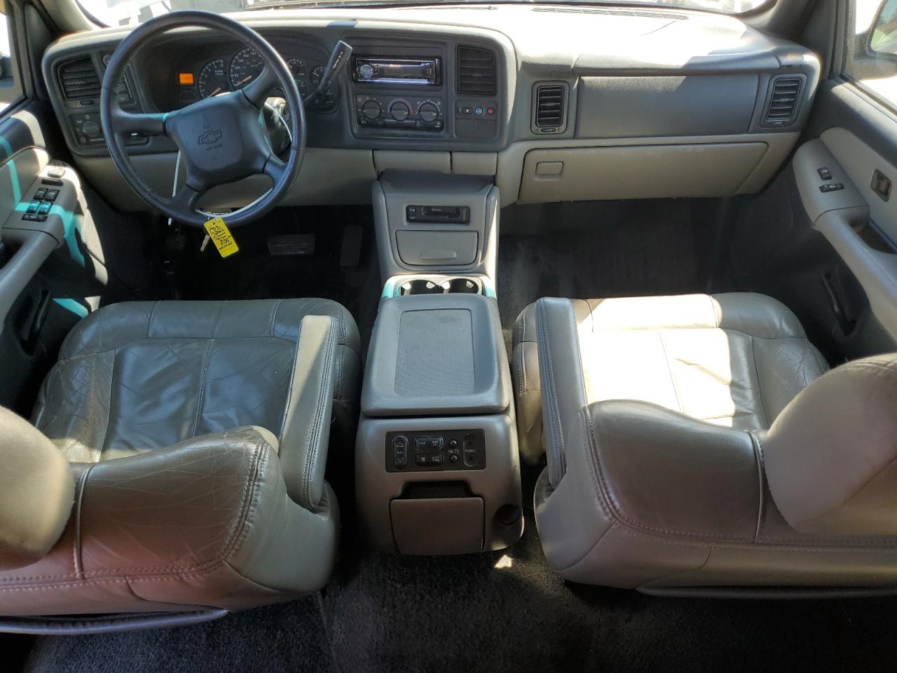 2002 Chevrolet Tahoe - Image 8