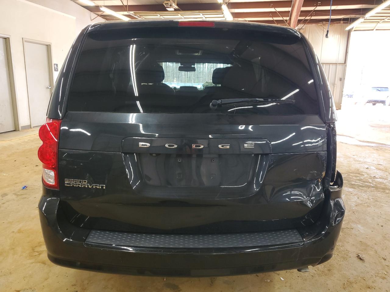 2020 Dodge Caravan - Image 6