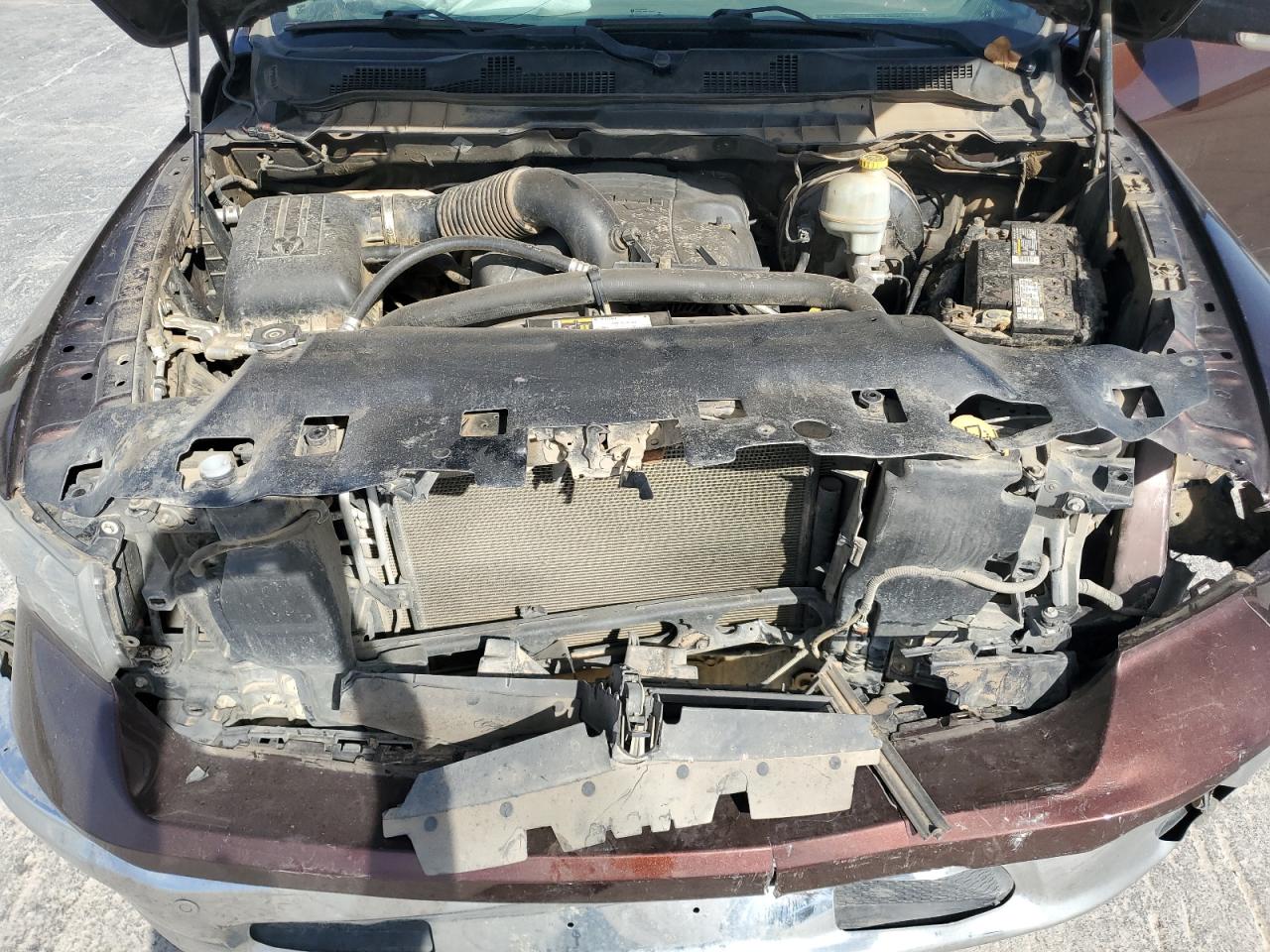 2014 RAM 1500 - Image 13
