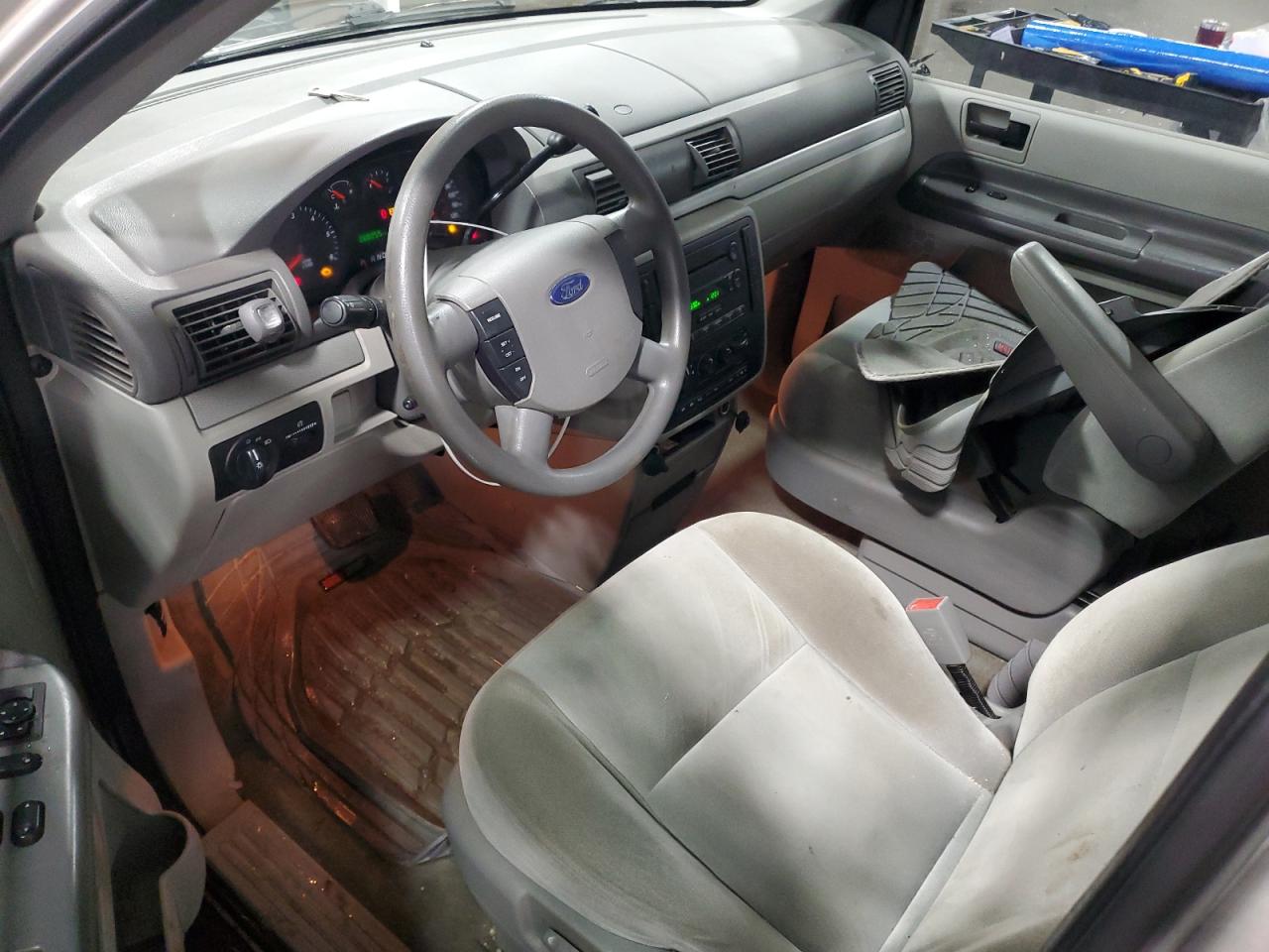 2005 Ford Freestar - Image 8