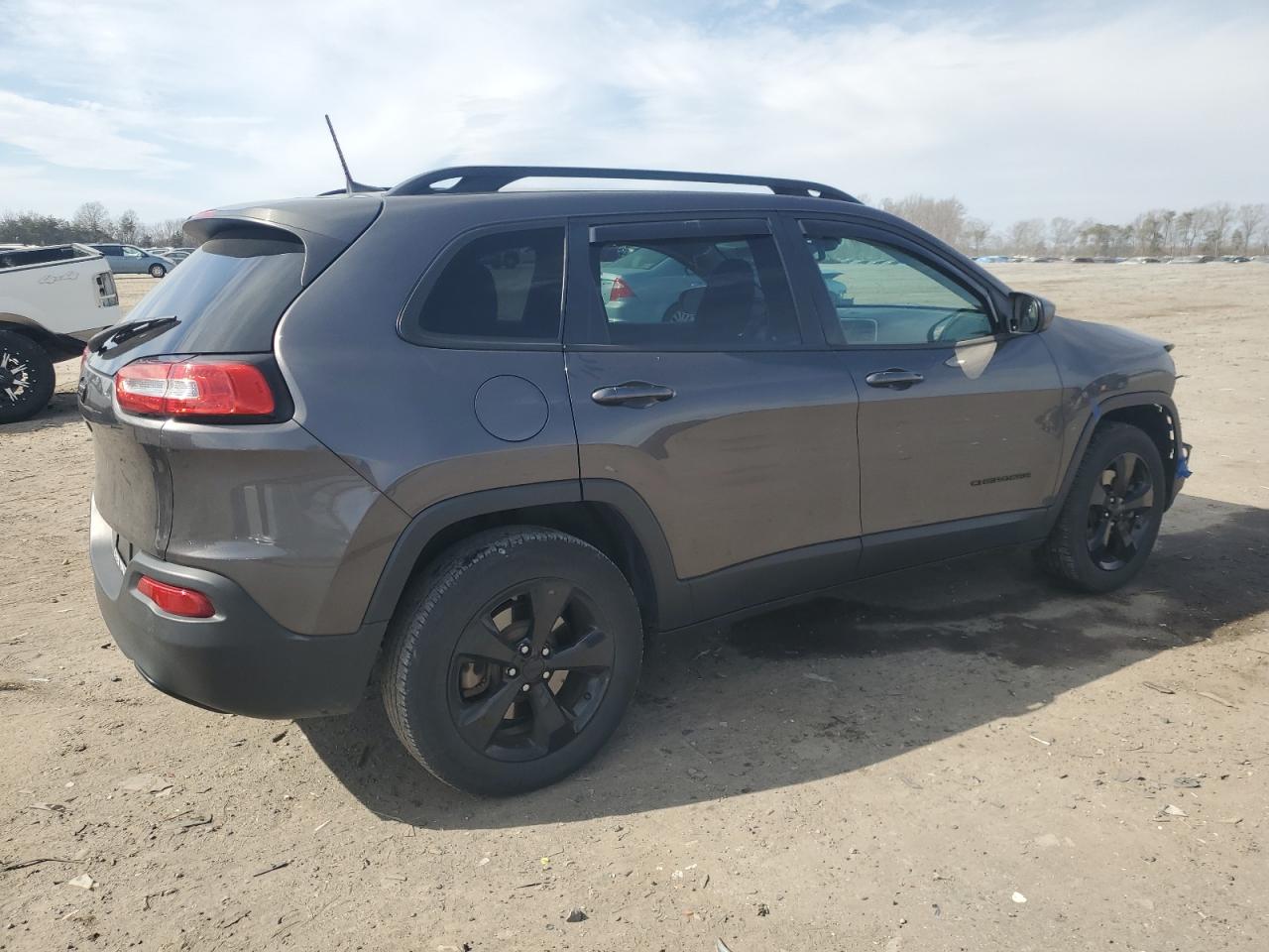 2018 Jeep Grand Cherokee - Image 3