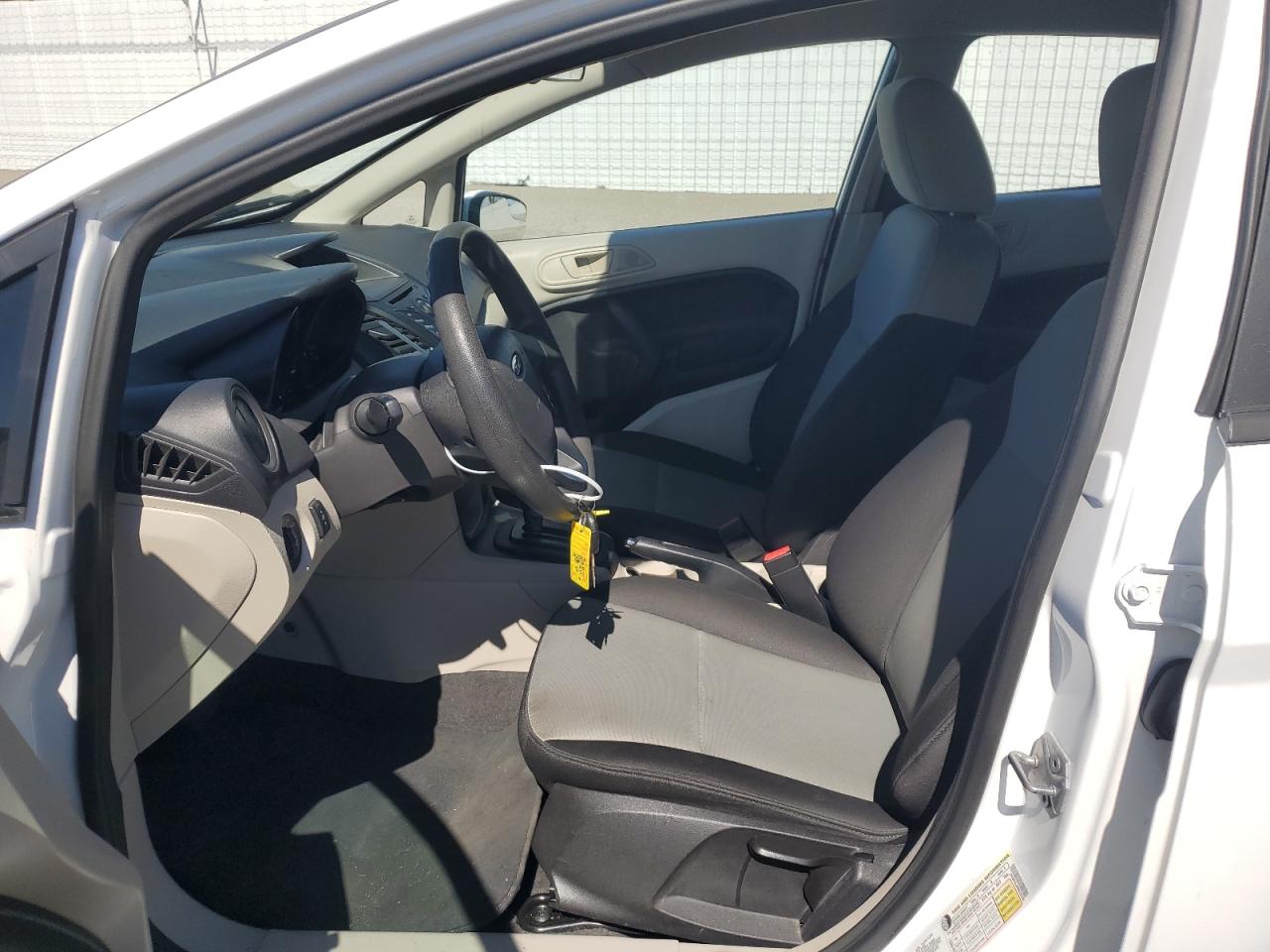 2011 Ford Fiesta - Image 7