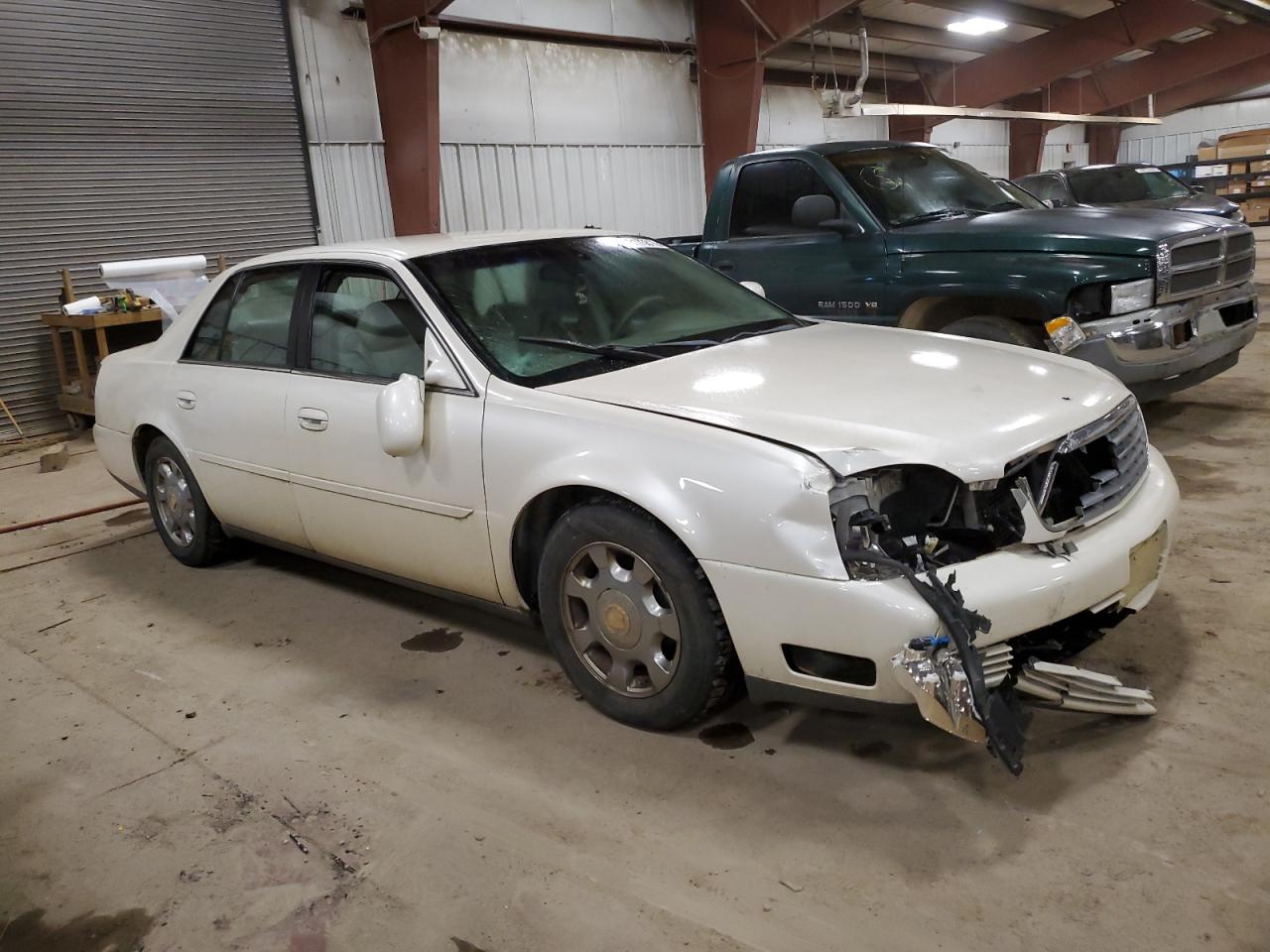 2002 Cadillac De Ville - Image 4