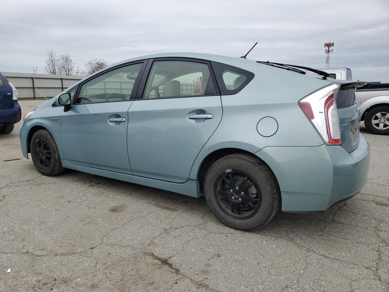 2013 Toyota Prius - Image 2