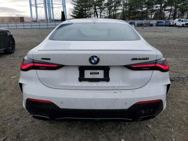  BMW M4 2021 Biały