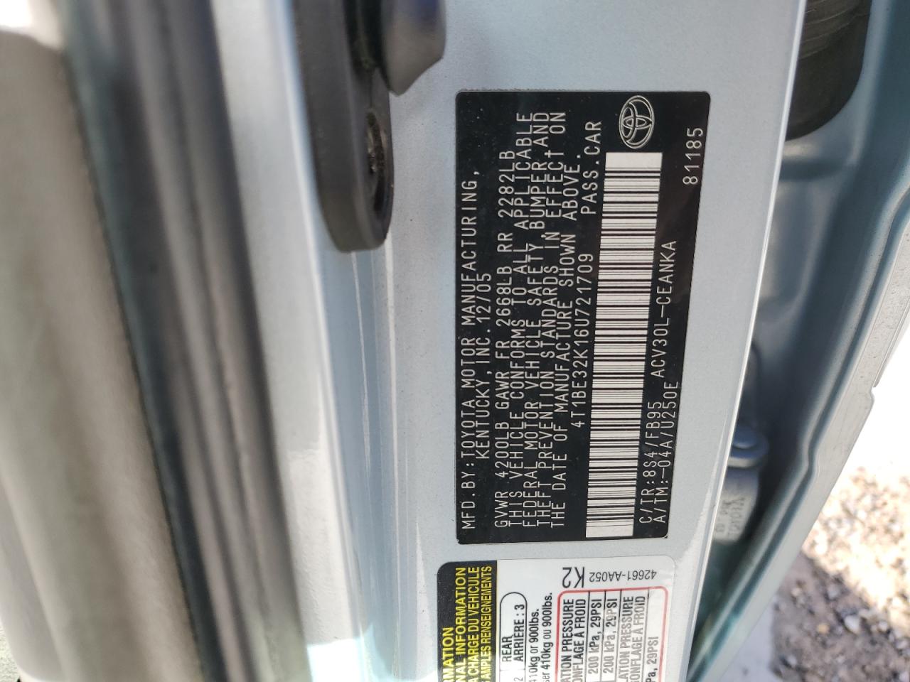 2006 Toyota Camry - Image 13