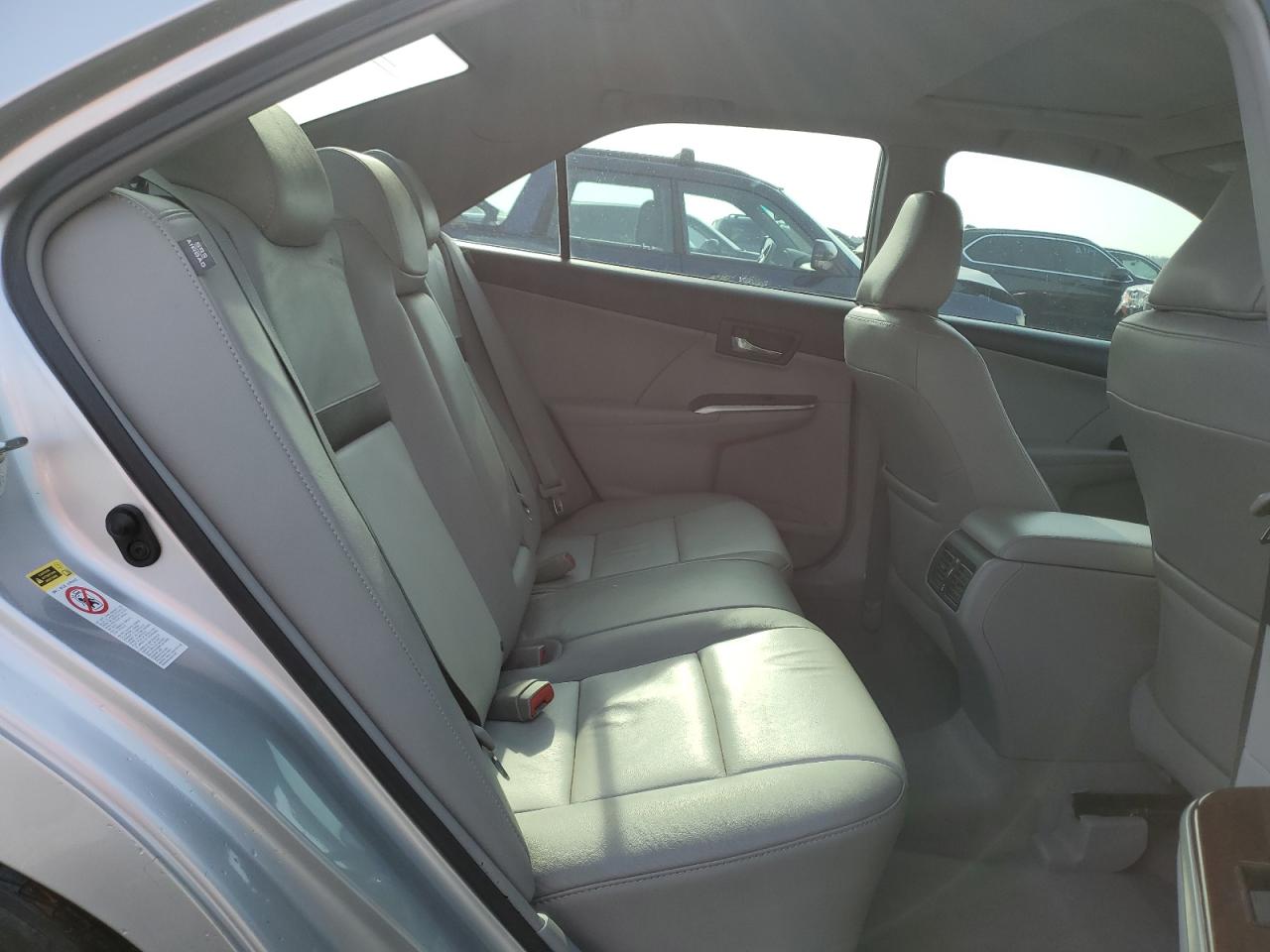 2012 Toyota Camry - Image 10