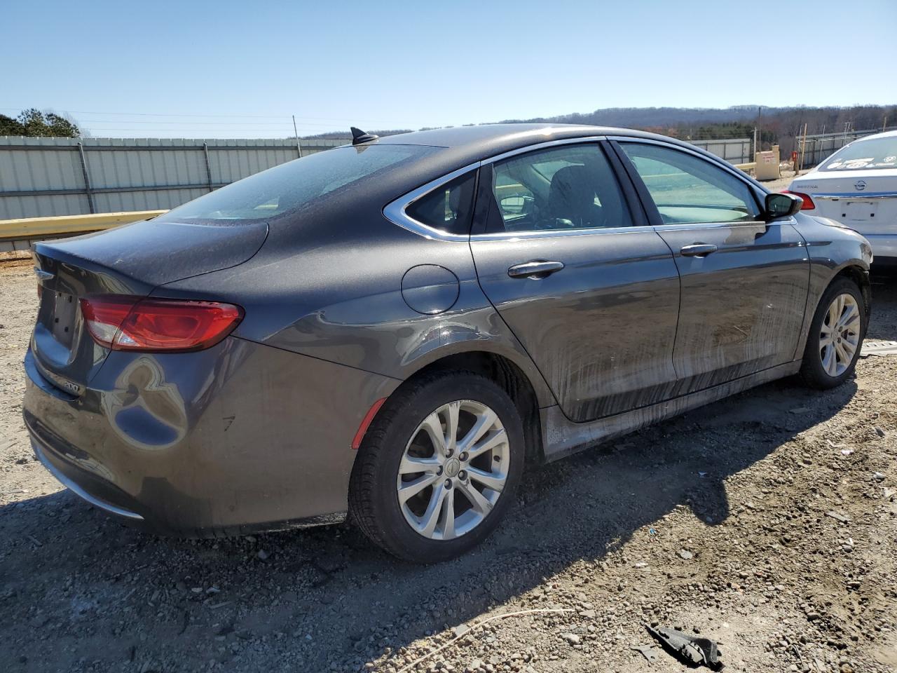 2015 Chrysler 200 - Image 3