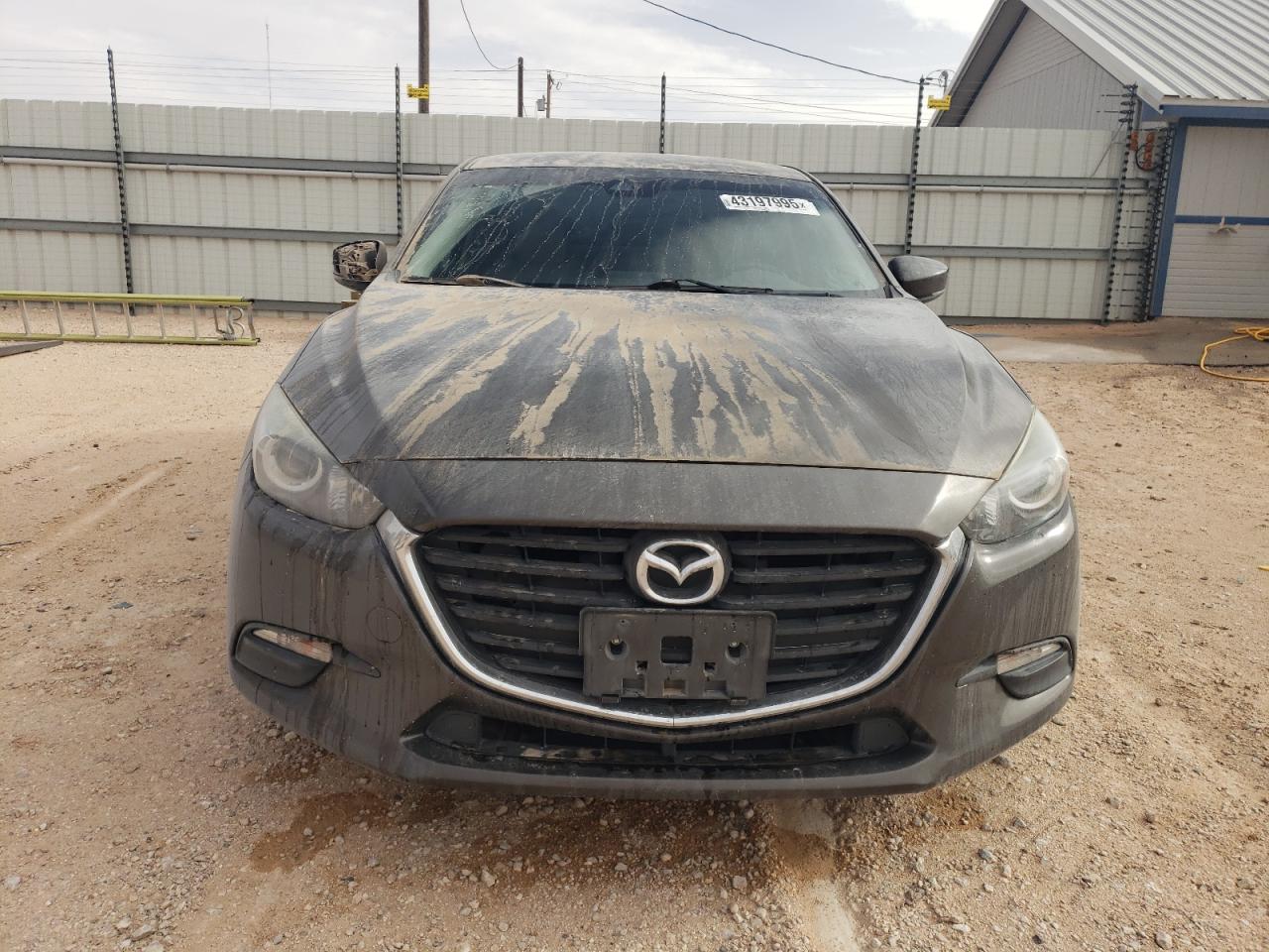 2018 Mazda 3 - Image 5