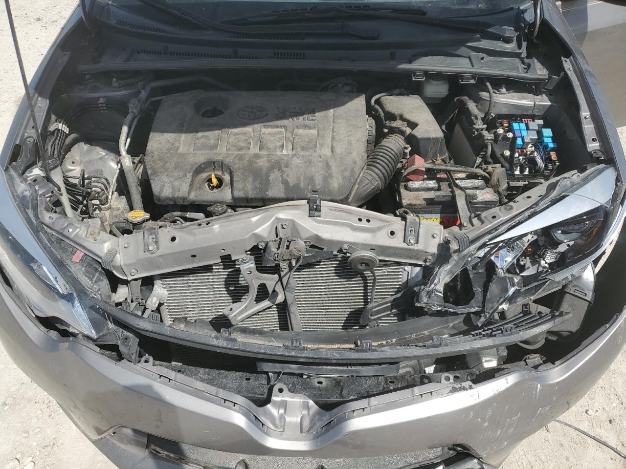 2015 Toyota Corolla - Image 12