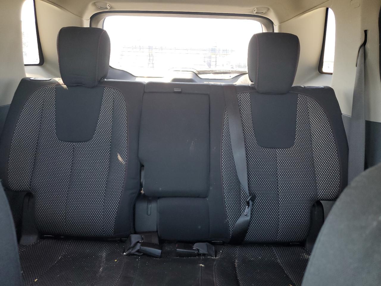 2016 GMC Terrain - Image 10