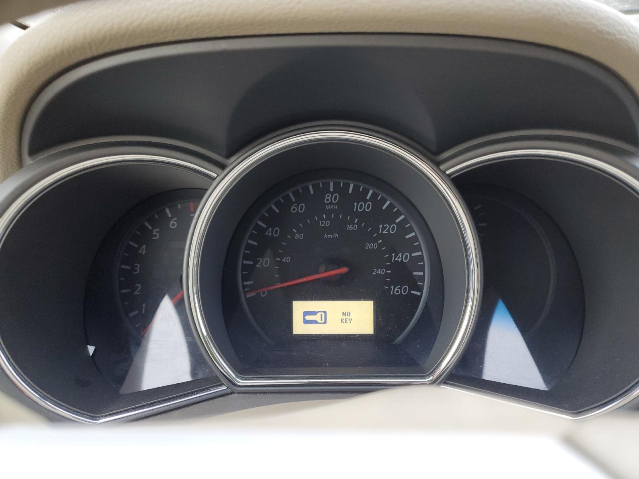 2011 Nissan Murano - Image 9