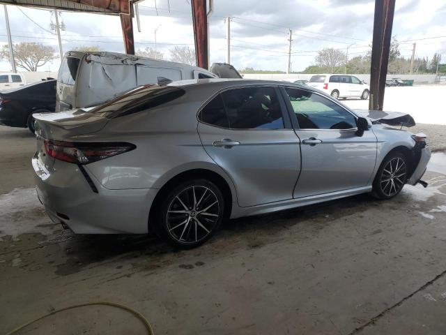  TOYOTA CAMRY 2023 Silver