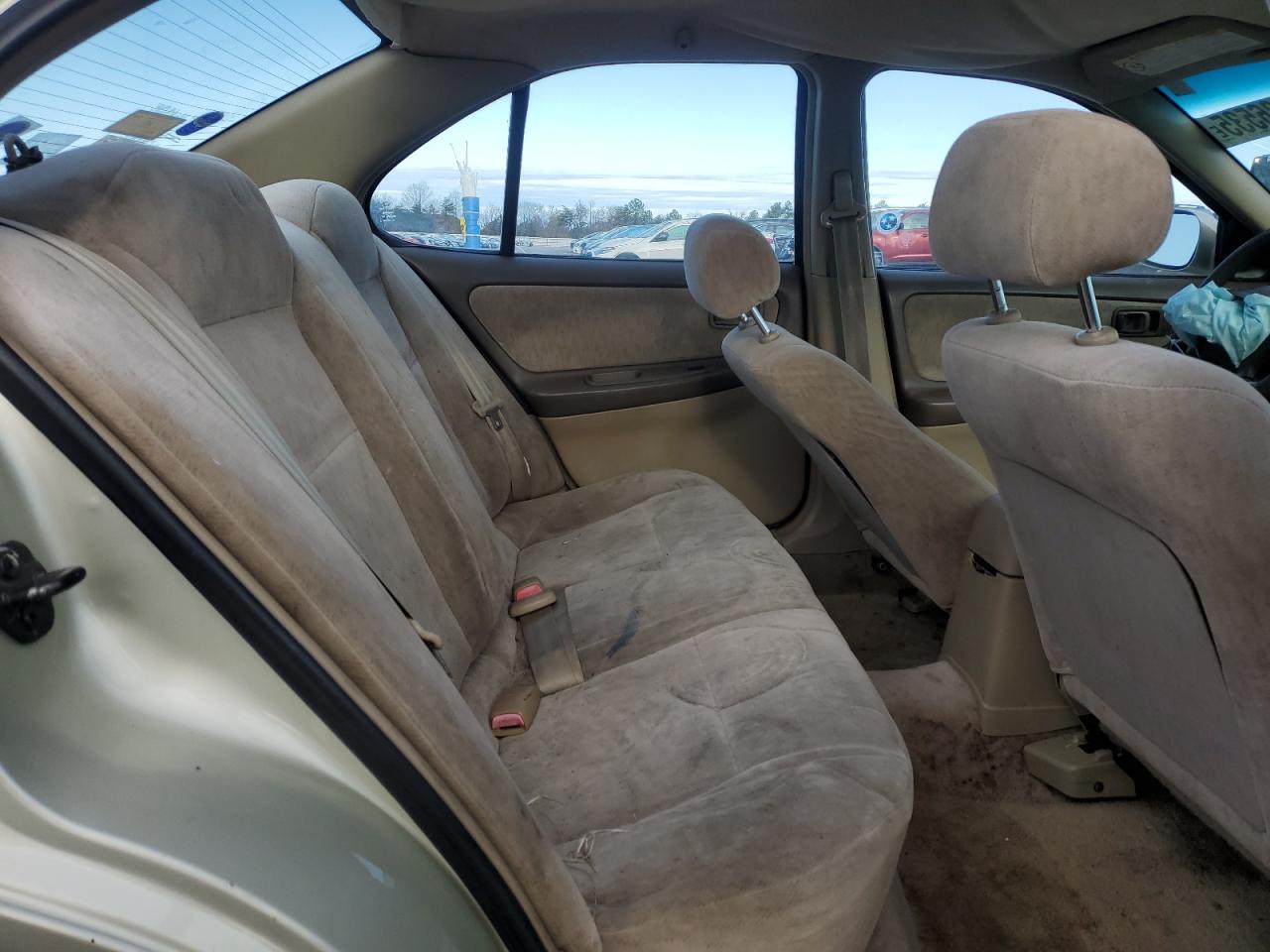 1998 Nissan Altima - Image 11
