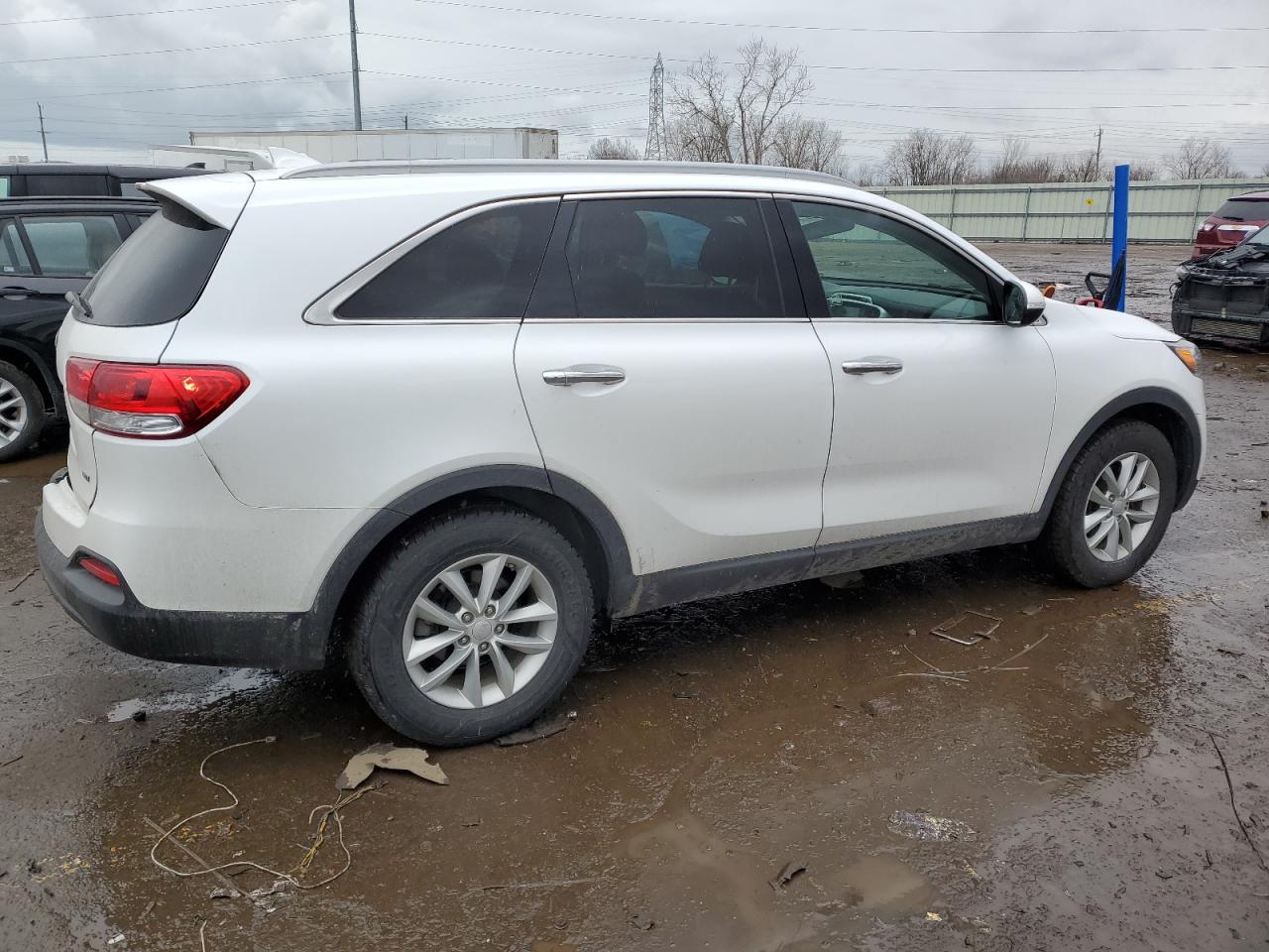2018 Kia Sorento - Image 3