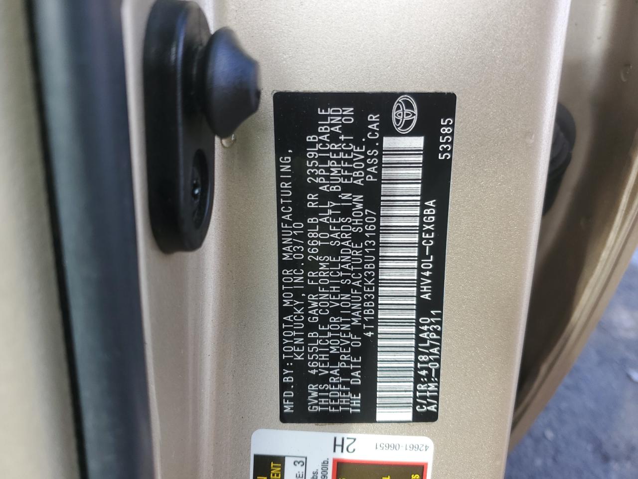 2011 Toyota Camry - Image 13