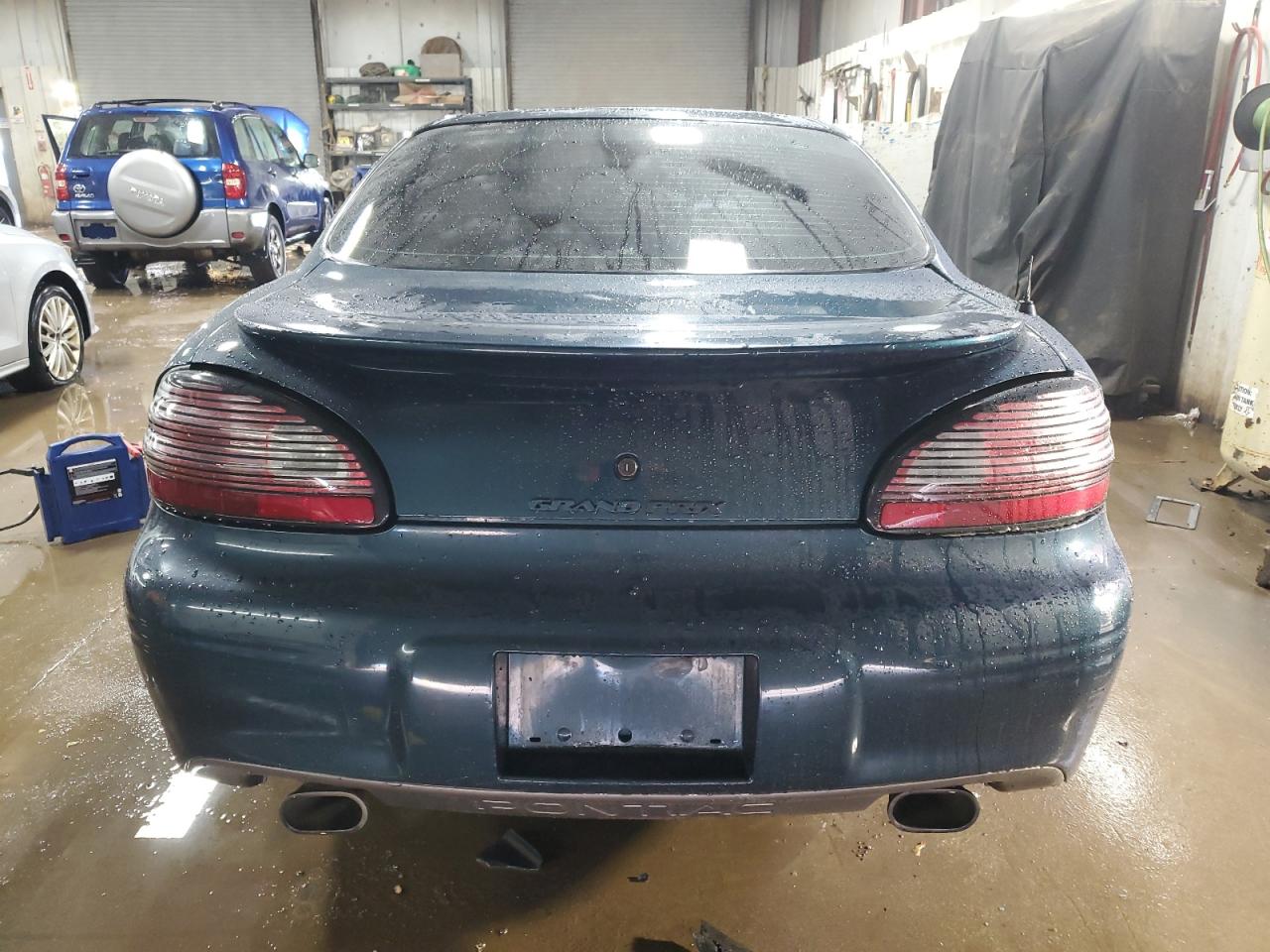 1997 Pontiac Grand Prix Gtp VIN: 1G2WP1213VF260404 Lot: 50826885