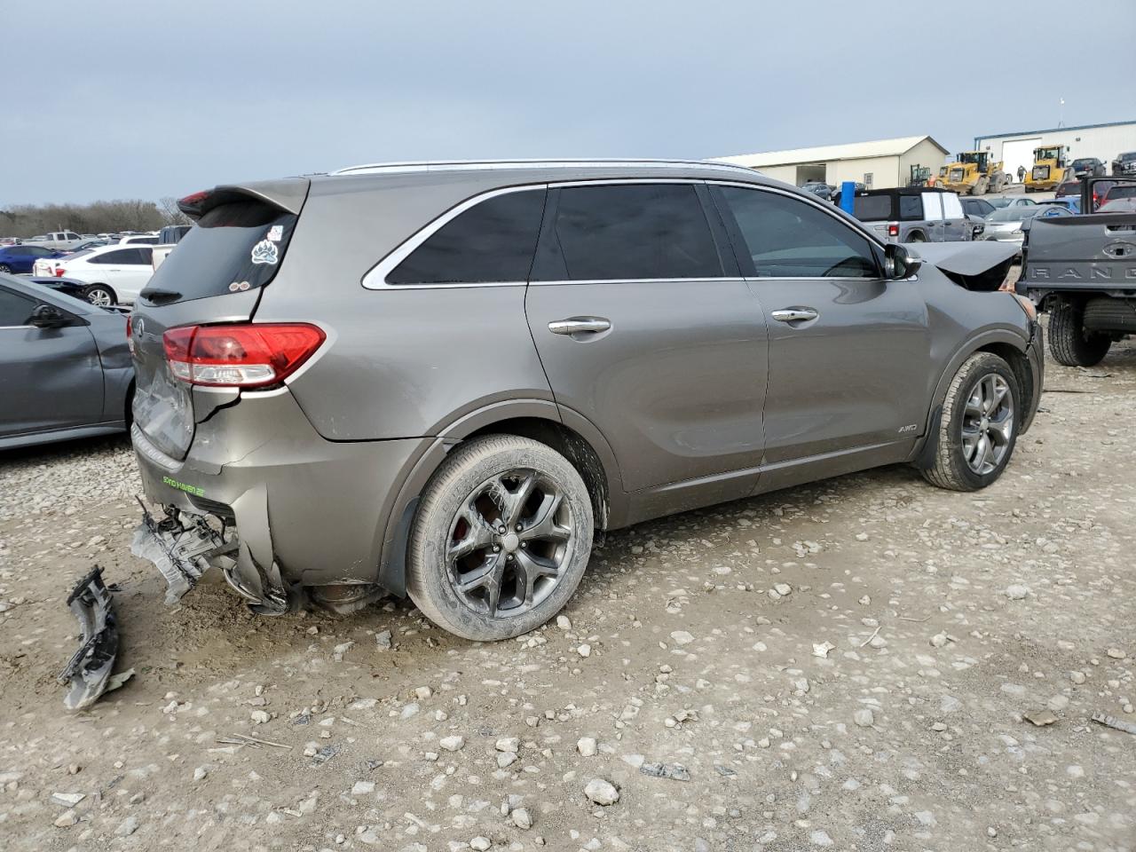 2016 Kia Sorento - Image 3