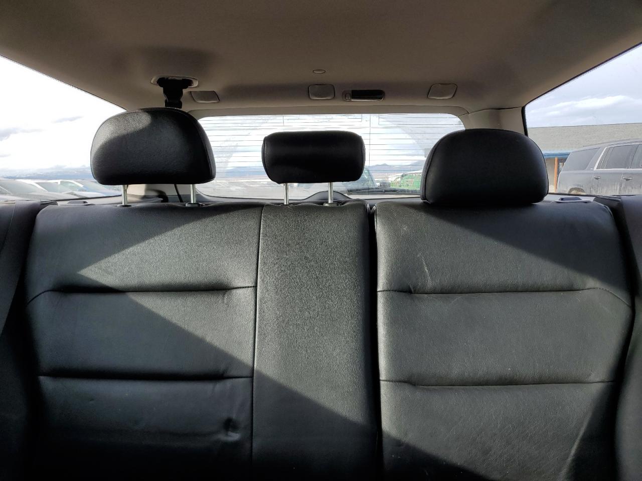 2005 Subaru Legacy - Image 10