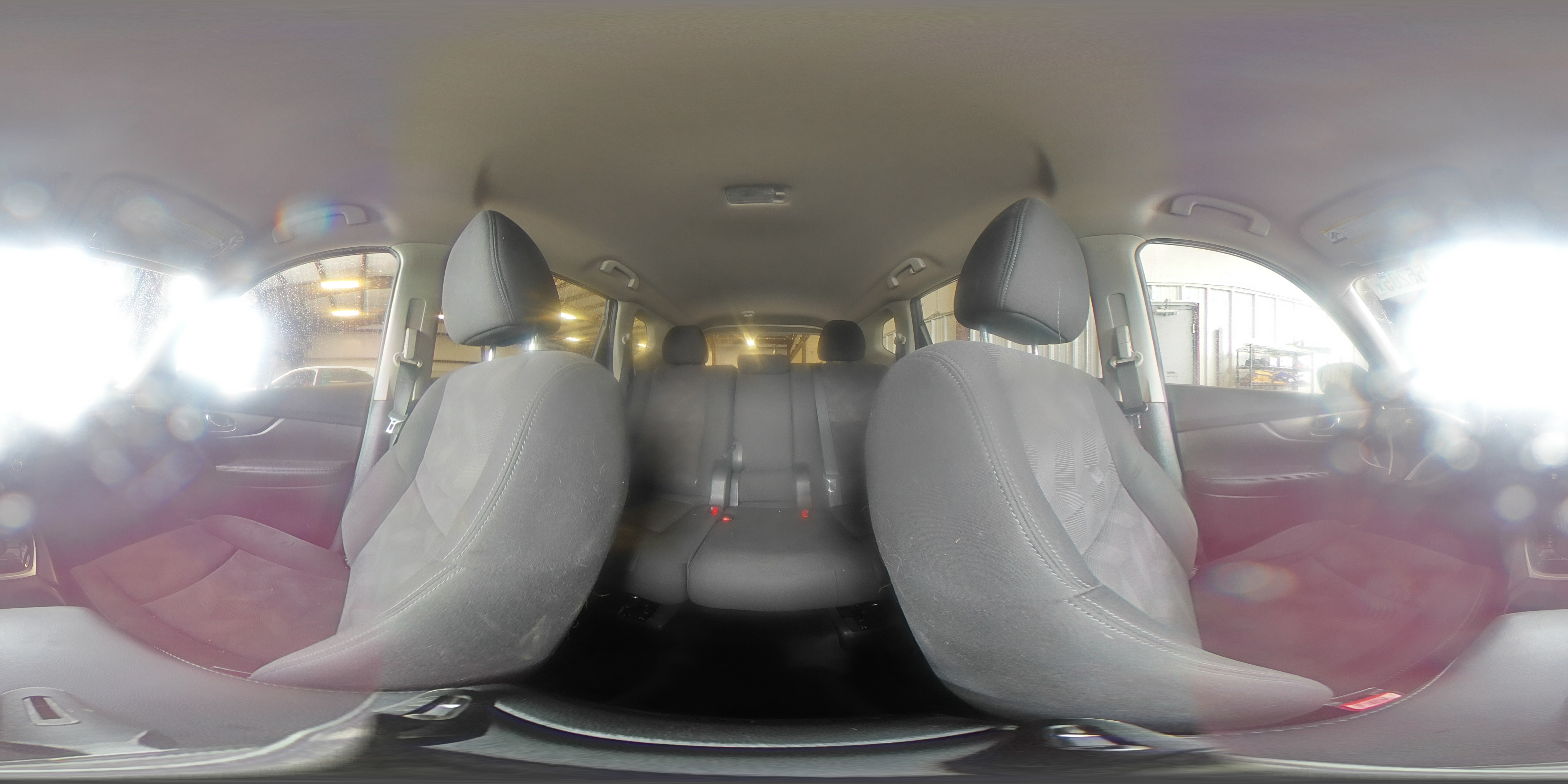 2016 Nissan Rogue - Image 16