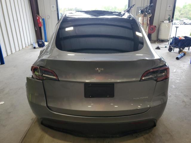  TESLA MODEL Y 2024 Серый