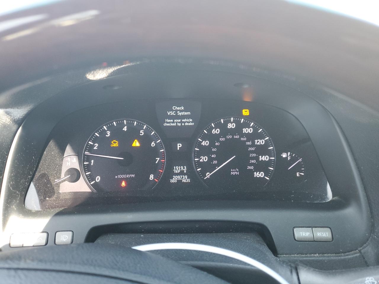 2007 Lexus LS - Image 9
