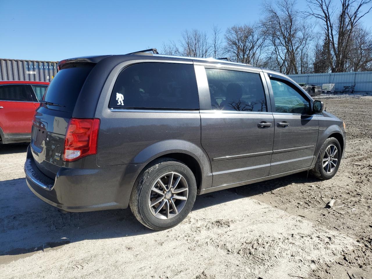 2016 Dodge Caravan - Image 3