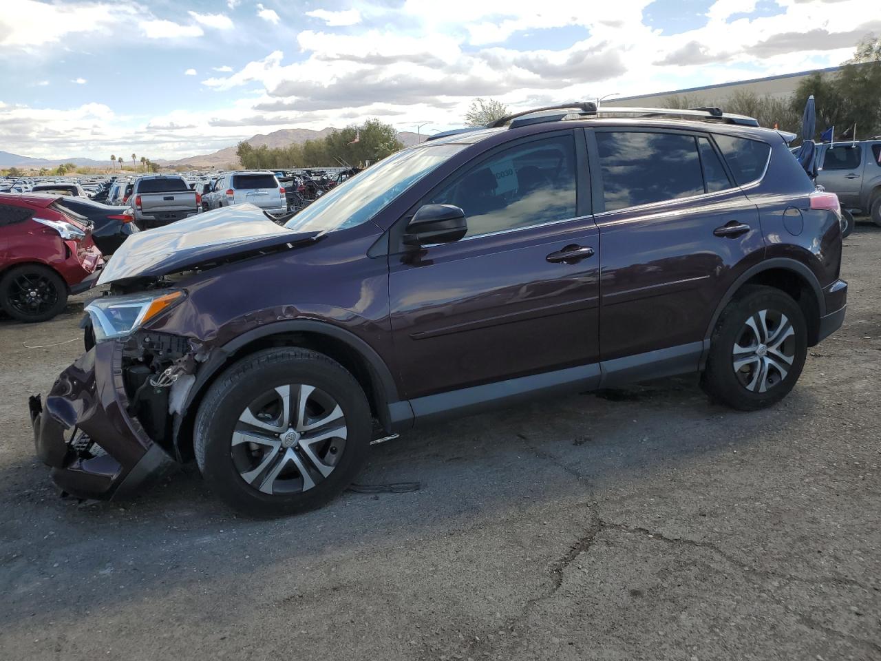 2018 Toyota Rav4 Le de vânzare în Las Vegas, NV - Front End