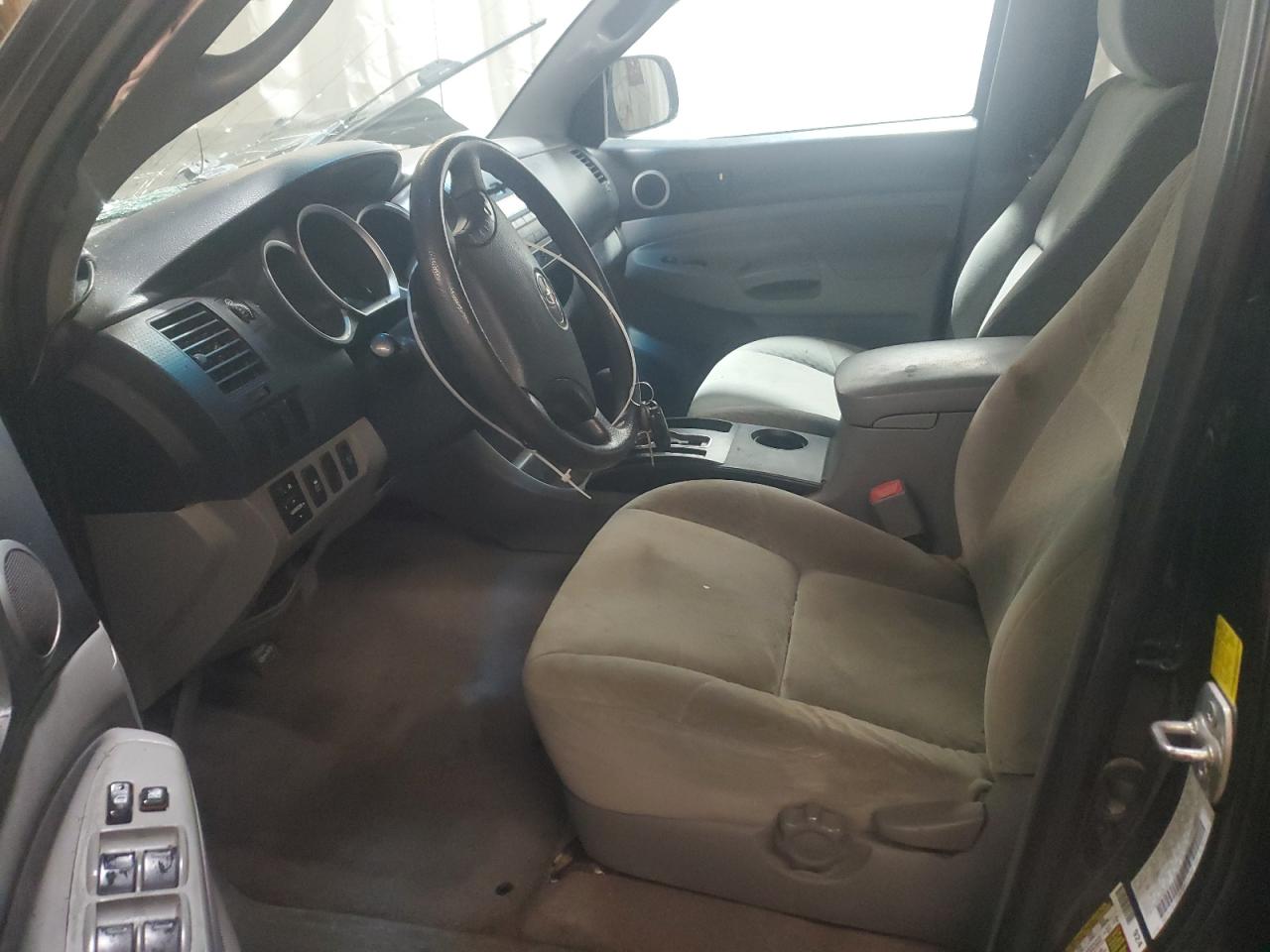 2011 Toyota Tacoma - Image 7